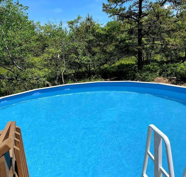 Сasa de vacaciones Quiet Private House W Hot Tub/fire Pit/games