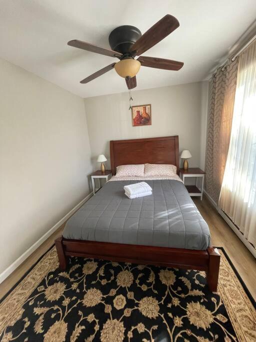 Quiet Private House W Hot Tub/fire Pit/games * Blakeslee