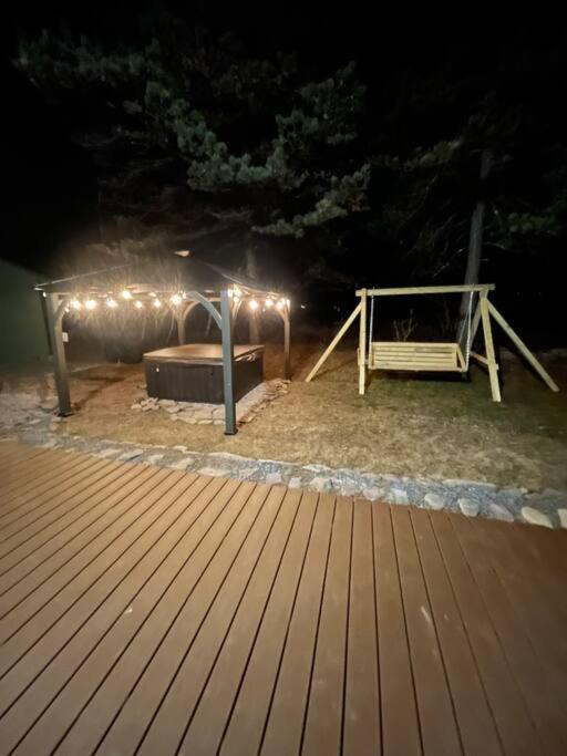 Quiet Private House W Hot Tub/fire Pit/games Сasa de vacaciones Blakeslee